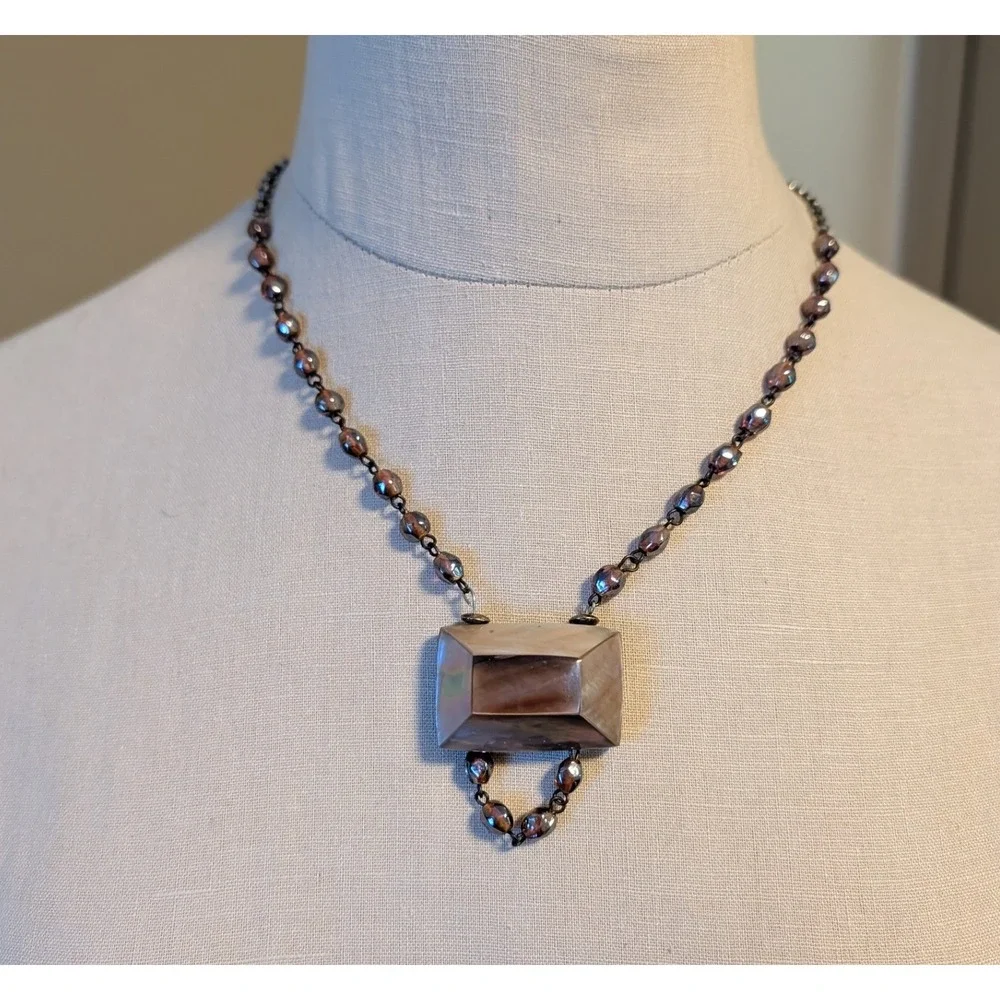 VTG Mother of‎ Pearl Shell Statement Necklace Iridescent Beaded Chain Browns MOP